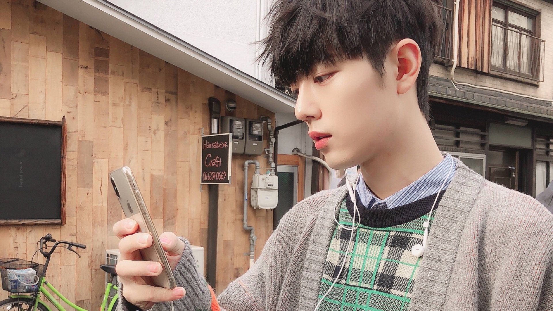 开云·体育官网-主场气氛热烈是否会干扰客队罚球，足球比赛主场客场是什么意思